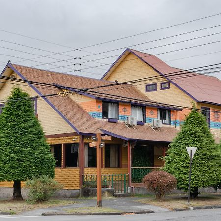 Socialtel Plaza Pucon - Formerly Selina Plaza Pucon Bagian luar foto